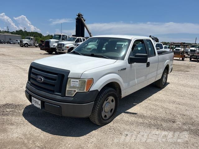 Ford F-150 Pickup Trucks