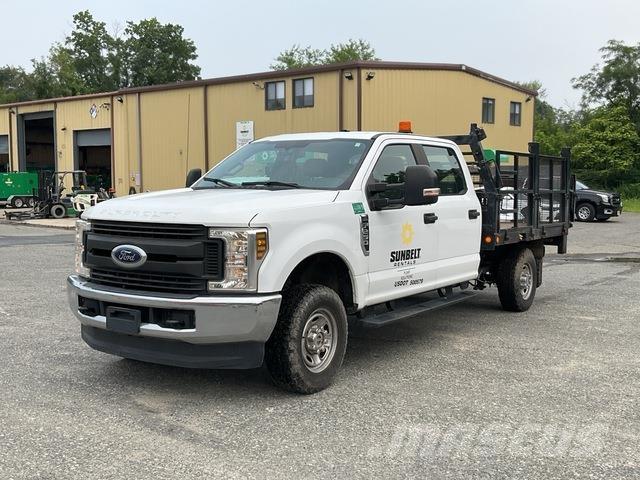 Ford F-250 Flatbed Trucks