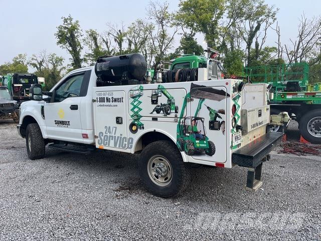 Ford F-250 Work Trucks / Municipal