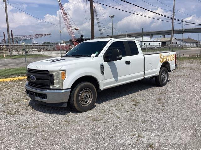 Ford F-250 Pickup Trucks