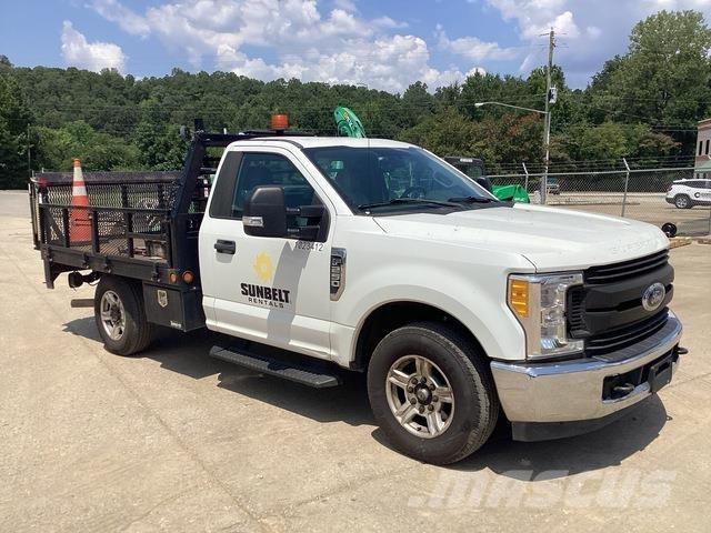 Ford F-250 Flatbed Trucks