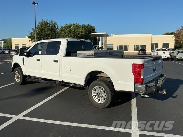 Ford F-250 Pickup Trucks