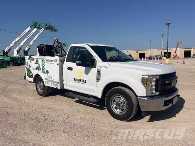 Ford F-250 Work Trucks / Municipal