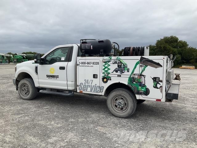 Ford F-250 Work Trucks / Municipal