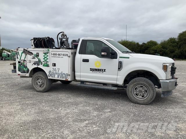 Ford F-250 Work Trucks / Municipal