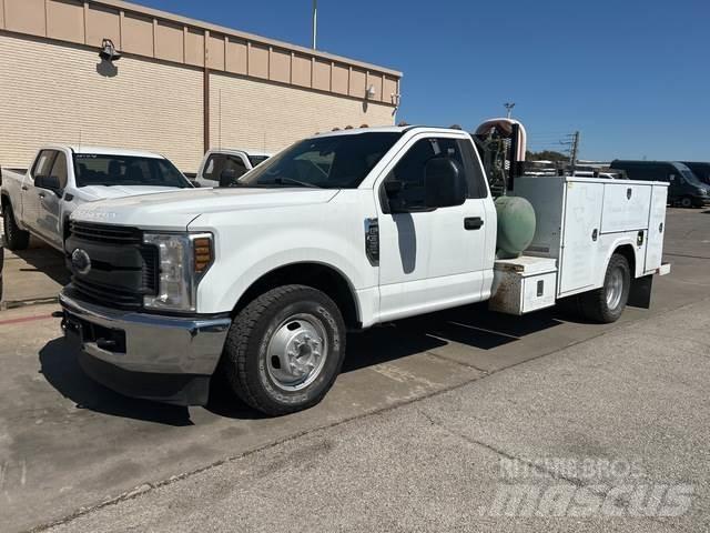 Ford F-350 Pickup Trucks