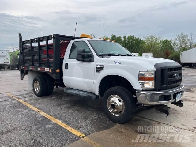 Ford F-350 Flatbed Trucks