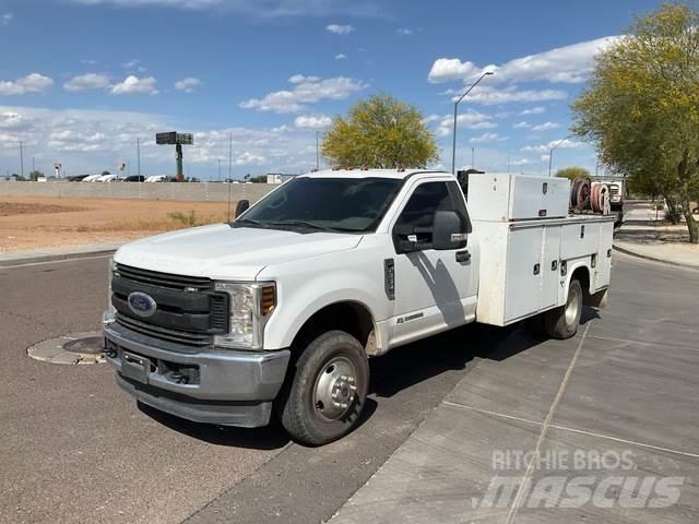 Ford F-350 Pickup Trucks