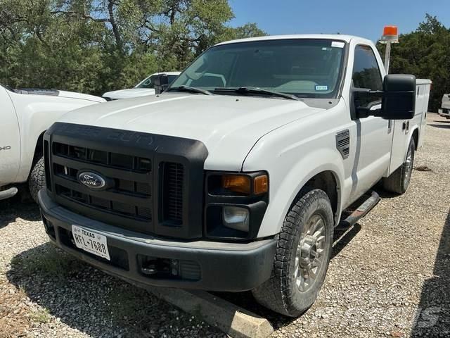 Ford F-350 Pickup Trucks