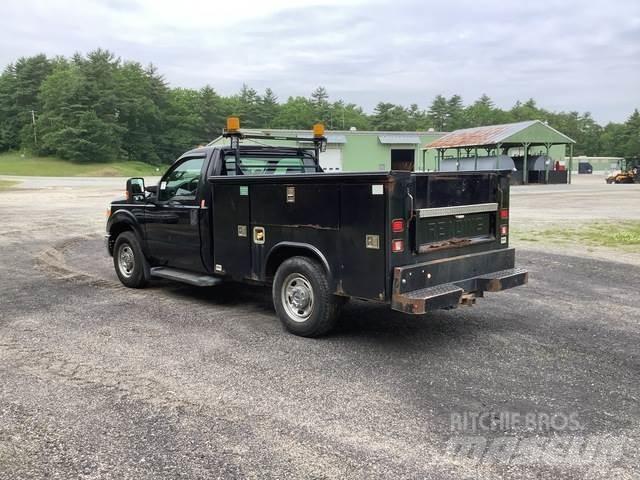 Ford F-350 Pickup Trucks