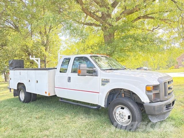 Ford F-350 Work Trucks / Municipal