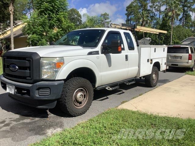 Ford F-350 Work Trucks / Municipal