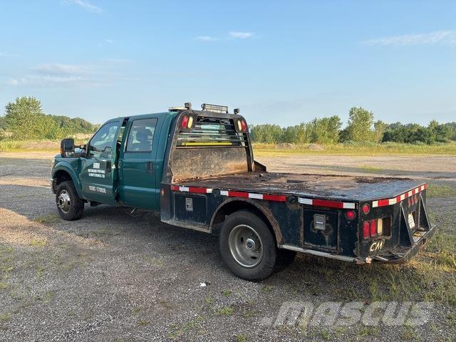 Ford F-350 Flatbed Trucks