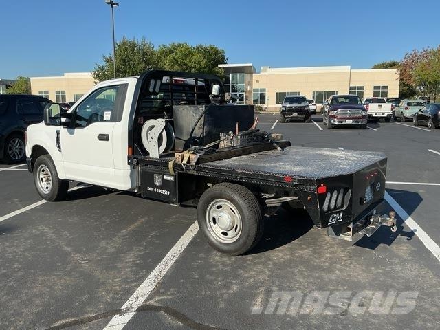 Ford F-350 Flatbed Trucks