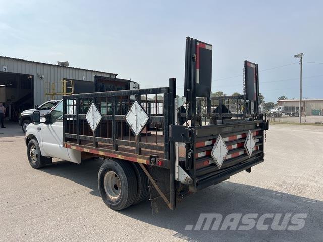 Ford F-350 Flatbed Trucks