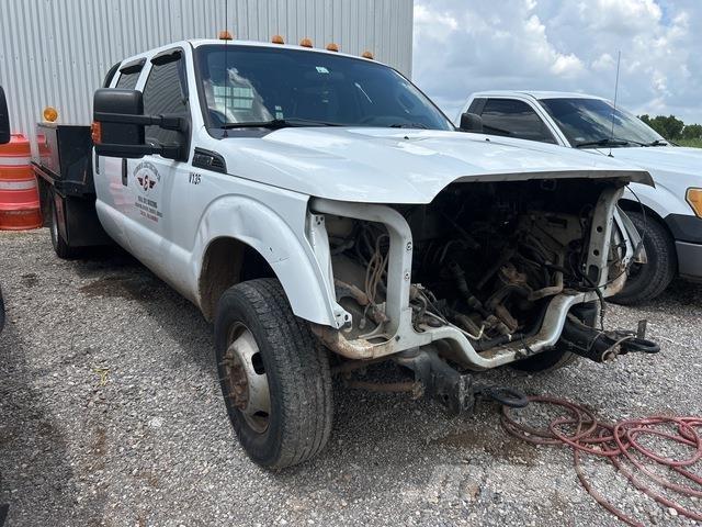 Ford F-350 Flatbed Trucks