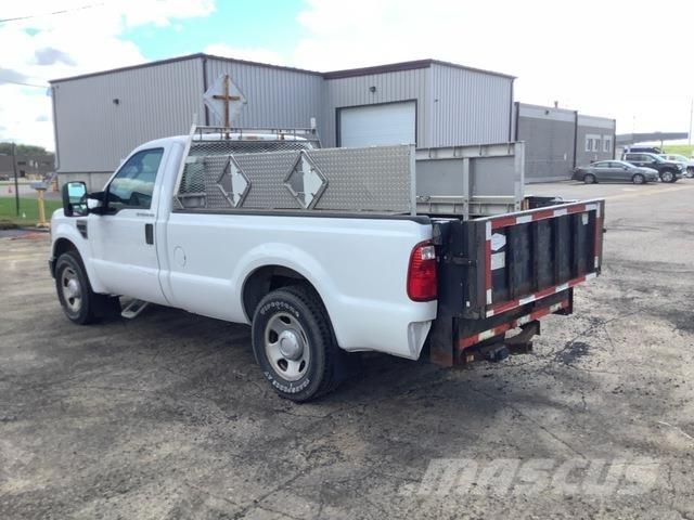 Ford F-350 Pickup Trucks