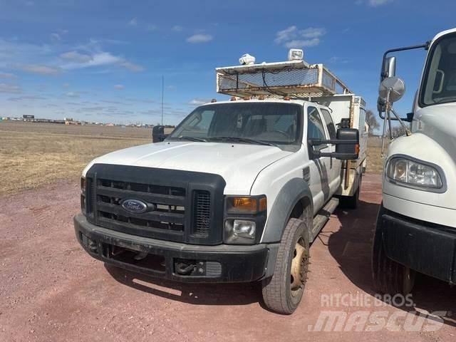 Ford F-450 Pickup Trucks