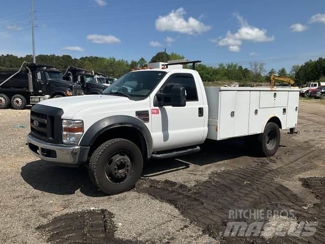 Ford F-450 Work Trucks / Municipal