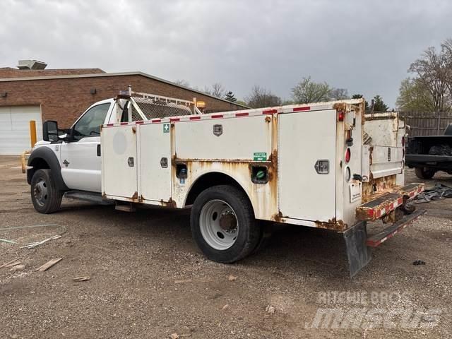 Ford F-450 Pickup Trucks