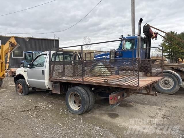 Ford F-450 Flatbed Trucks
