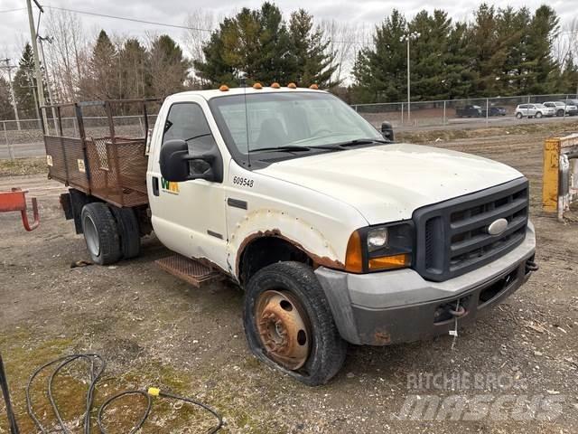 Ford F-450 Flatbed Trucks