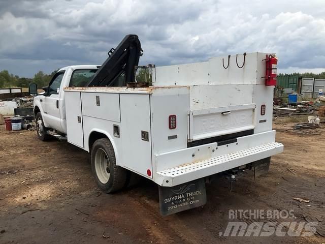 Ford F-450 Pickup Trucks