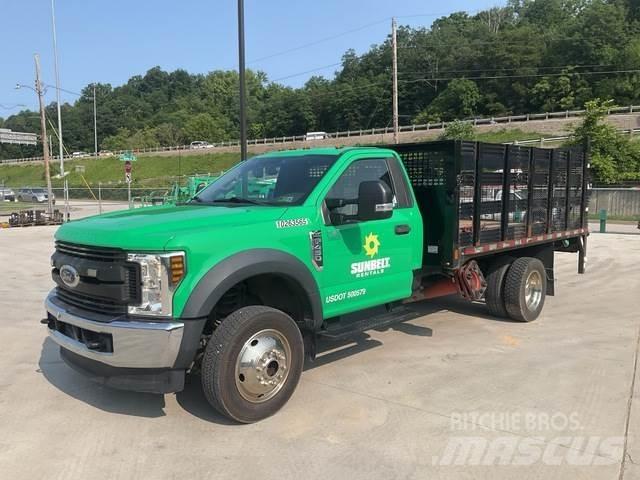 Ford F-450 Flatbed / Dropside trucks