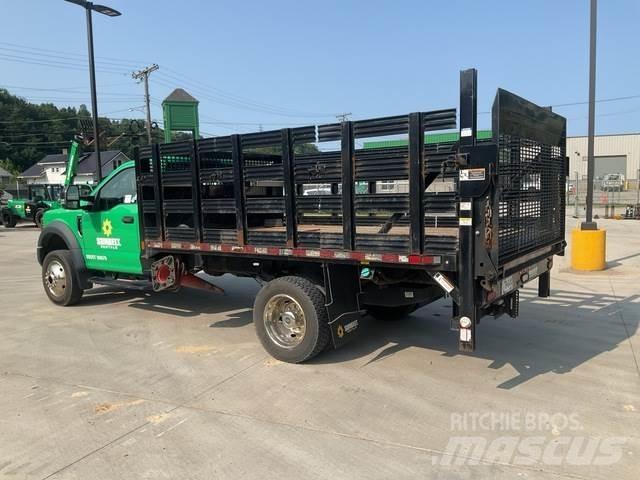 Ford F-450 Flatbed / Dropside trucks