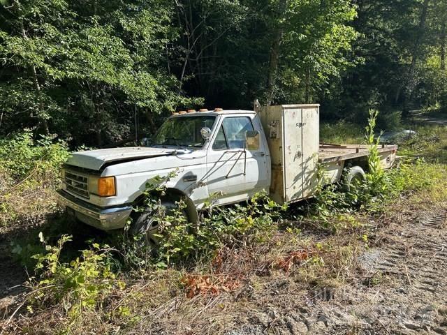 Ford F-450 Flatbed Trucks