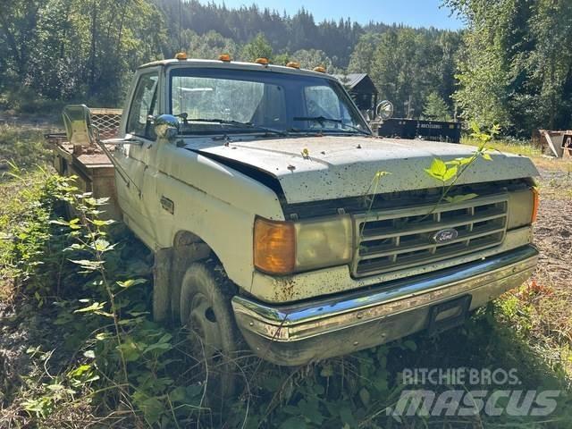 Ford F-450 Flatbed Trucks