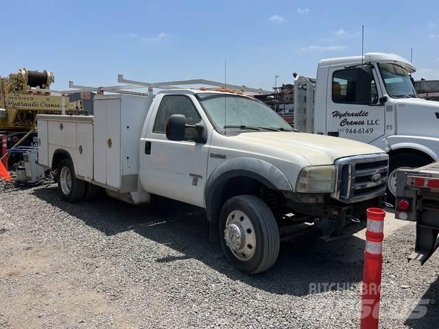 Ford F-450 Pickup Trucks