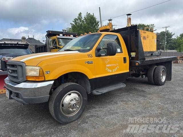 Ford F-450 Flatbed Trucks