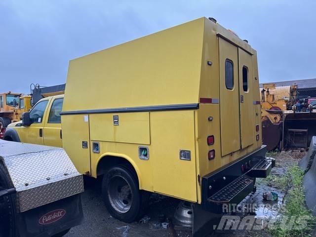 Ford F-450 Pickup Trucks