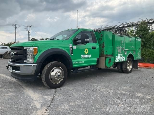 Ford F-450 Work Trucks / Municipal