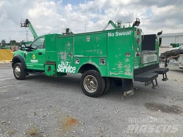 Ford F-450 Work Trucks / Municipal