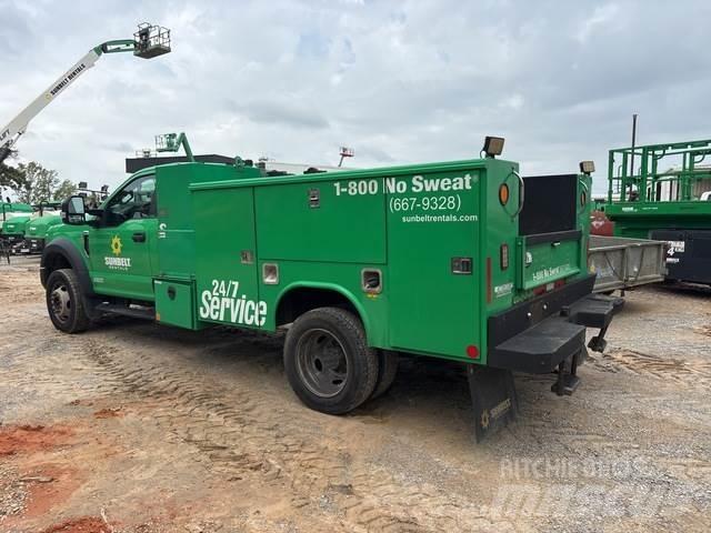 Ford F-450 Work Trucks / Municipal