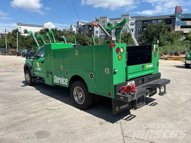 Ford F-450 Work Trucks / Municipal