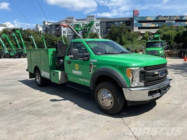 Ford F-450 Work Trucks / Municipal