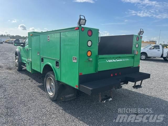 Ford F-450 Work Trucks / Municipal