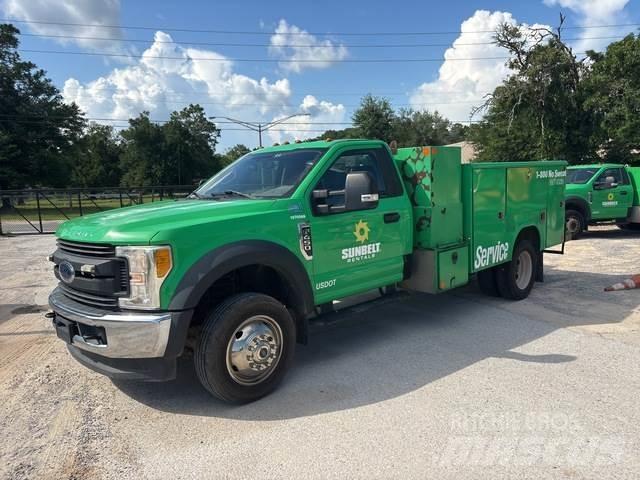 Ford F-450 Work Trucks / Municipal