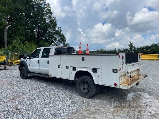 Ford F-450 Pickup Trucks