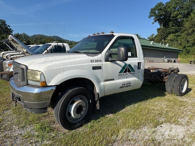 Ford F-450 Cabins and interior