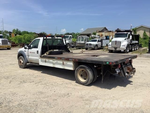 Ford F-550 Flatbed Trucks