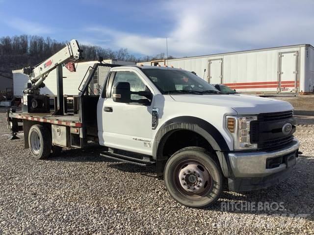 Ford F-550 Flatbed Trucks