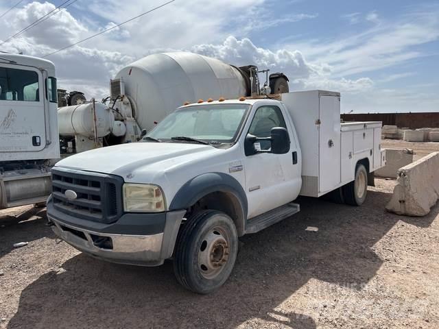 Ford F-550 Pickup Trucks