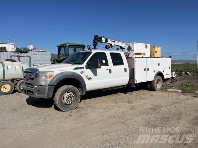 Ford F-550 Work Trucks / Municipal