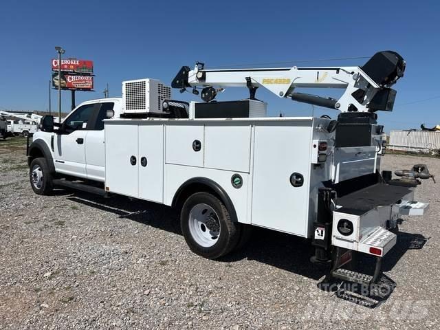 Ford F-550 Work Trucks / Municipal