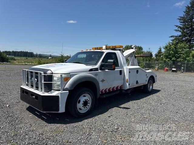 Ford F-550 Tow Trucks / Wreckers