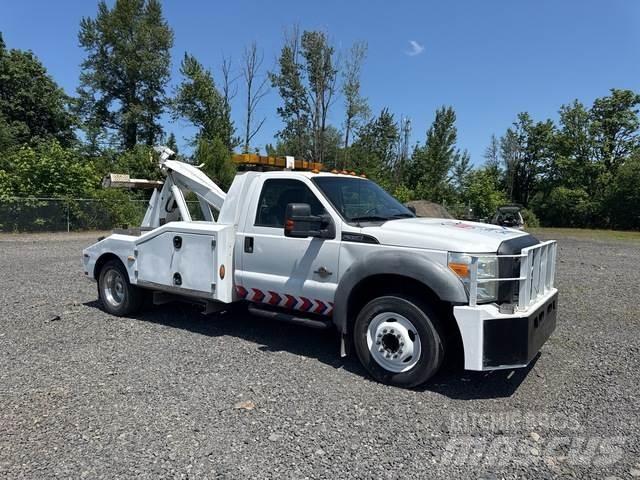 Ford F-550 Tow Trucks / Wreckers